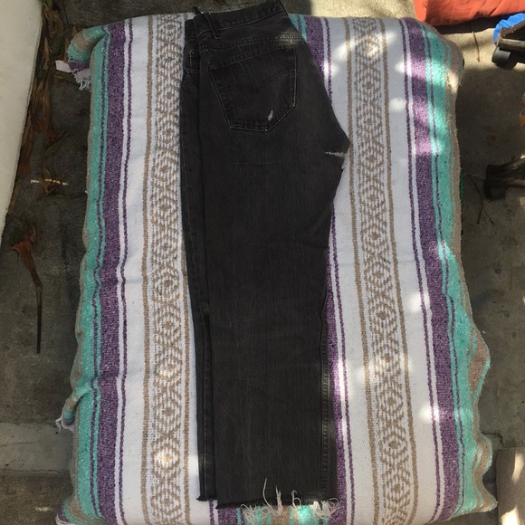 Authentic Levi High wasted jeans - Picture 1 of 4